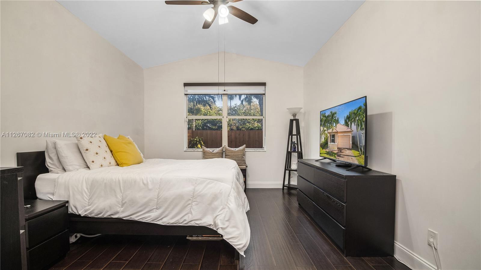 LANDINGS - Residential