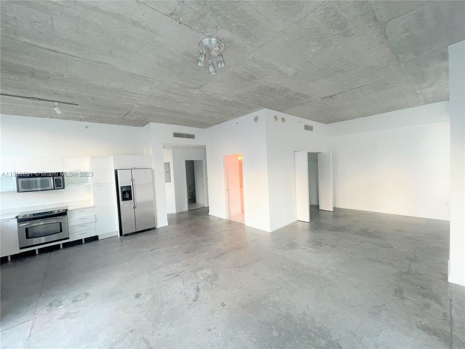 THE LOFT DOWNTOWN II COND - Residential Lease