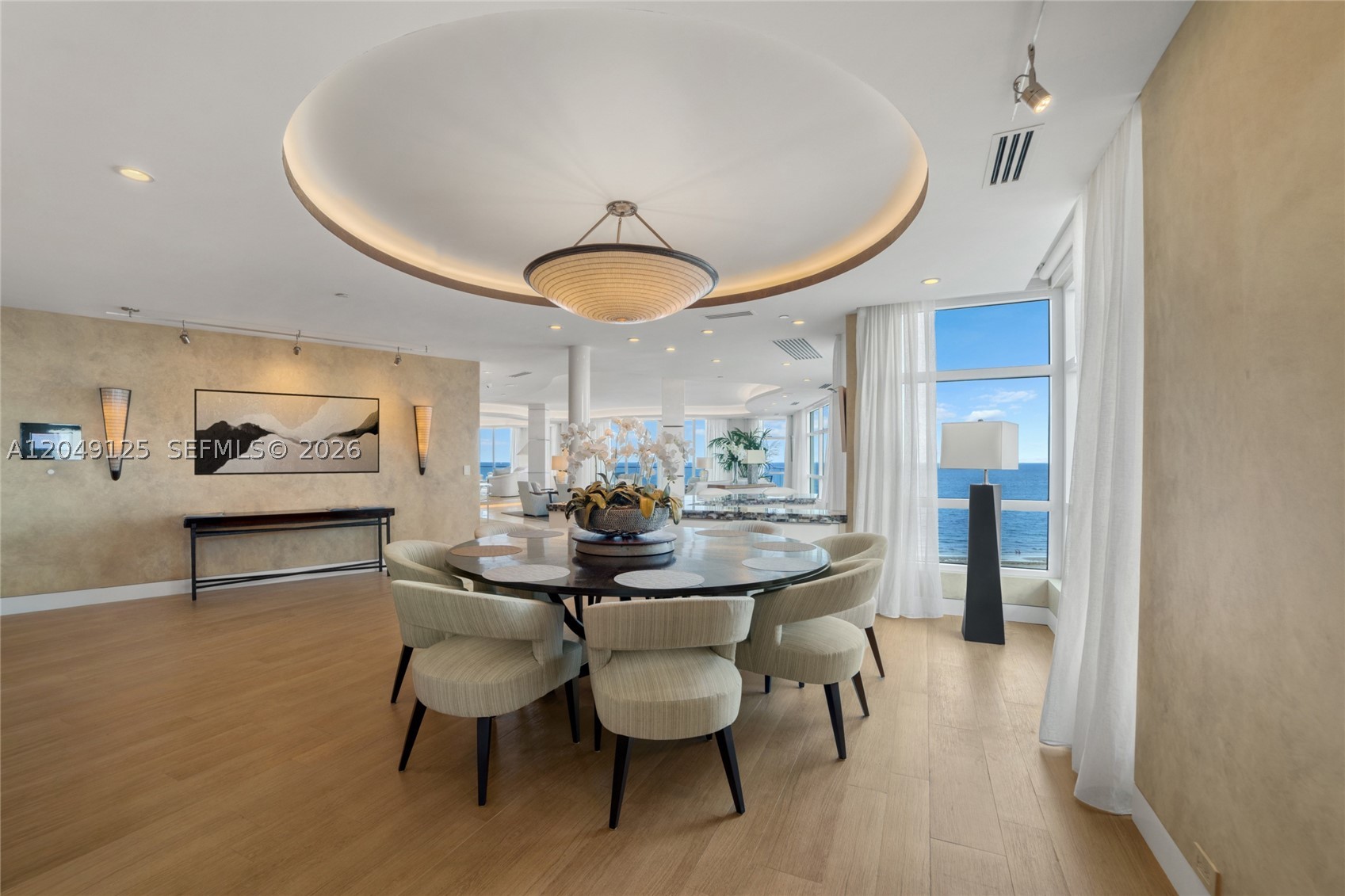 ARAGON CONDO - Residential