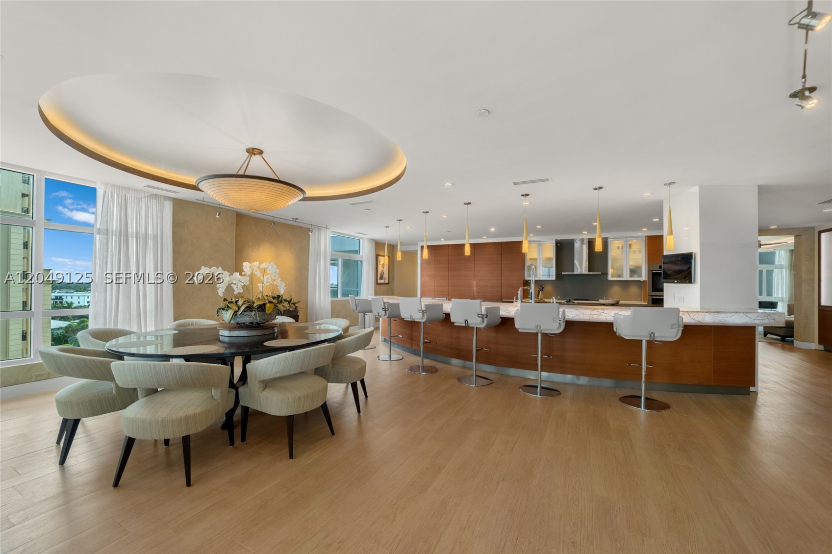 ARAGON CONDO - Residential
