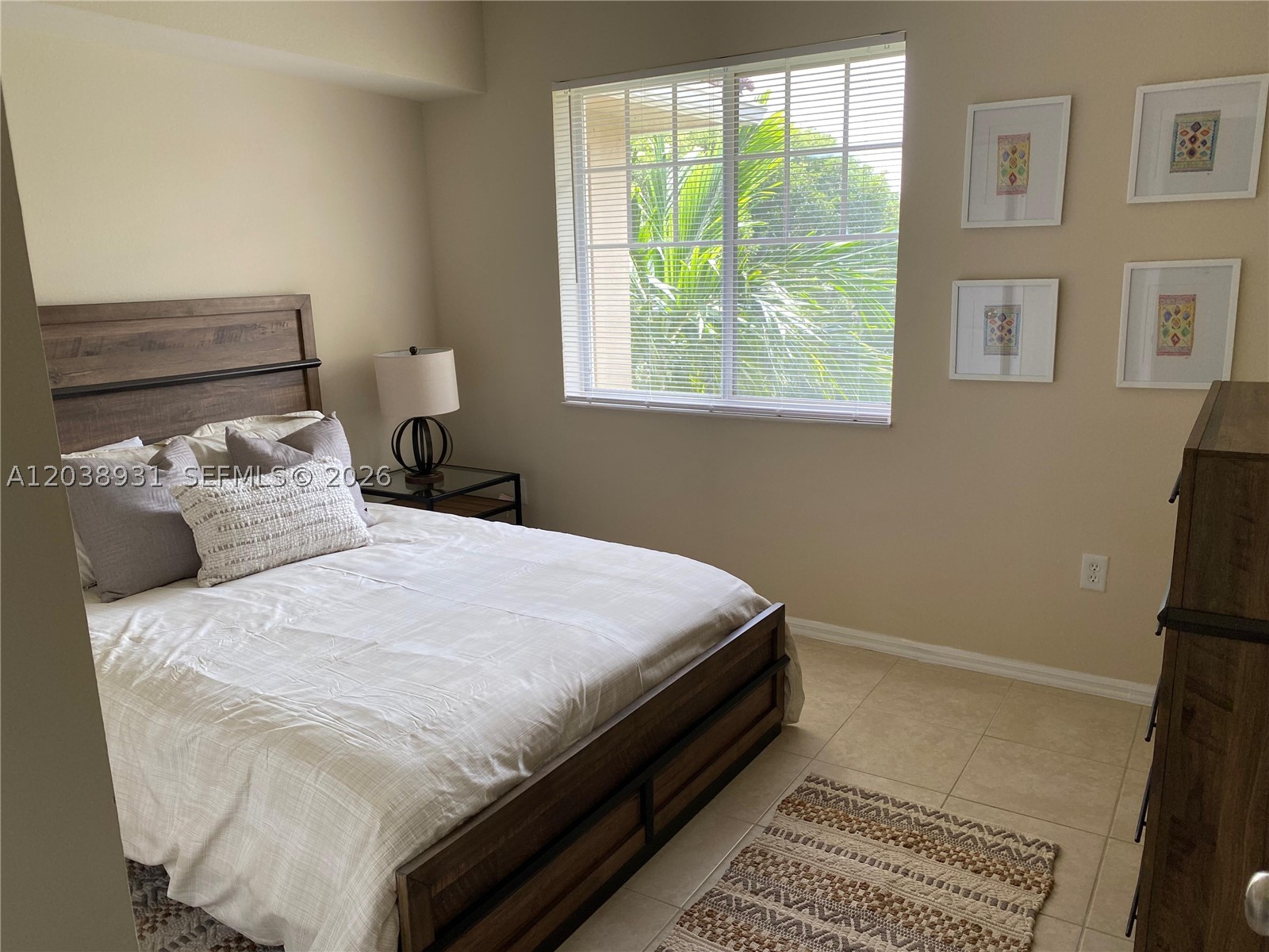 VILLAS AT EMERALD DUNES C - Residential