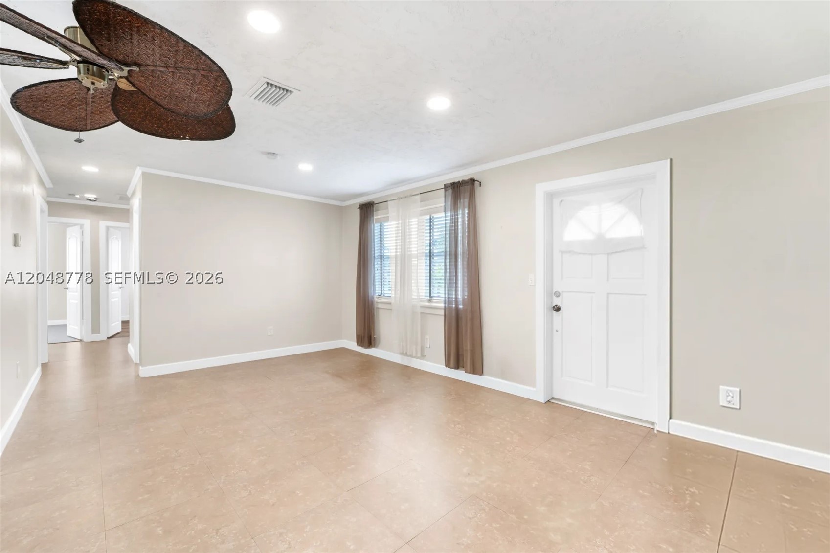 AVOCADO VILLAS - Residential
