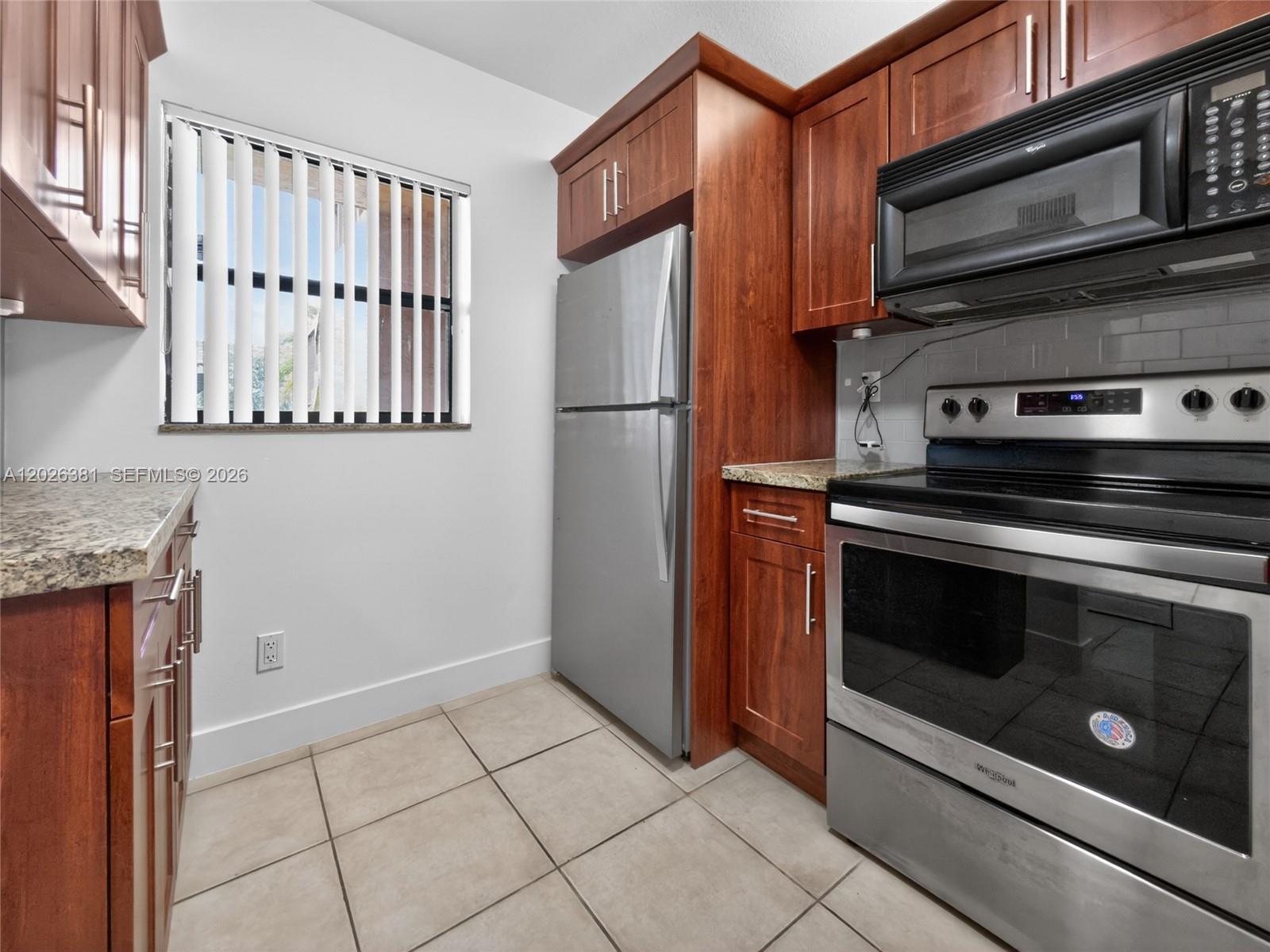 FAIRVIEW AT PEMBROKE POIN - Residential Lease