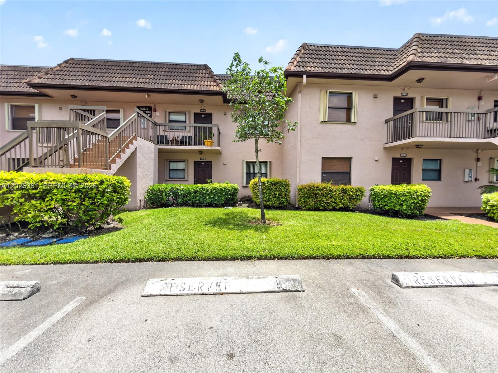 FAIRVIEW AT PEMBROKE POIN - Residential Lease