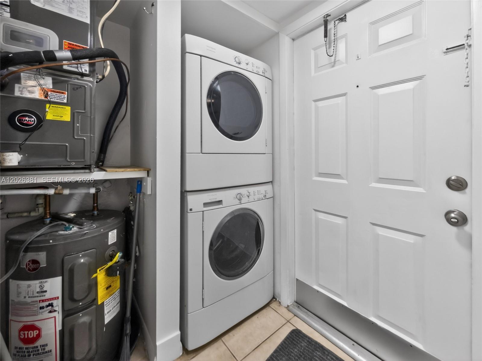 FAIRVIEW AT PEMBROKE POIN - Residential Lease