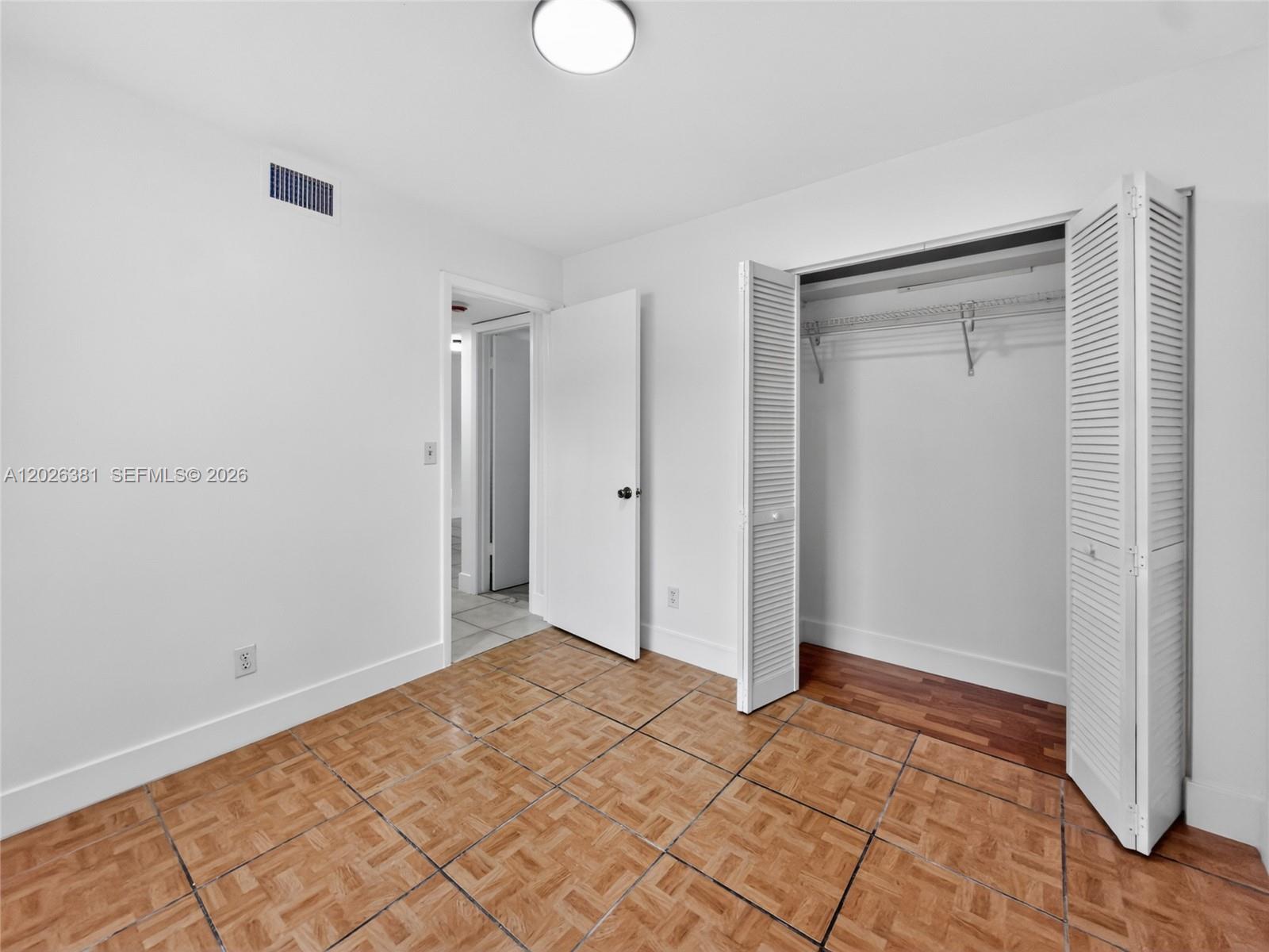 FAIRVIEW AT PEMBROKE POIN - Residential Lease