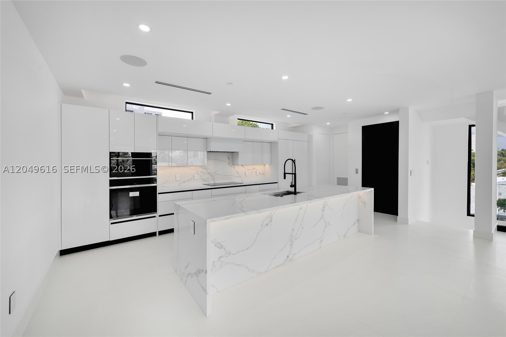 ATLANTIC VIEW - Residential Lease