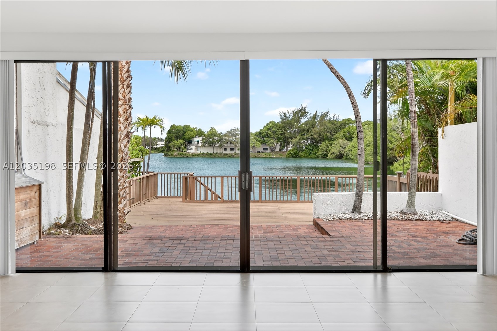 MARINA LAKES TOWNHOUSES - Residential