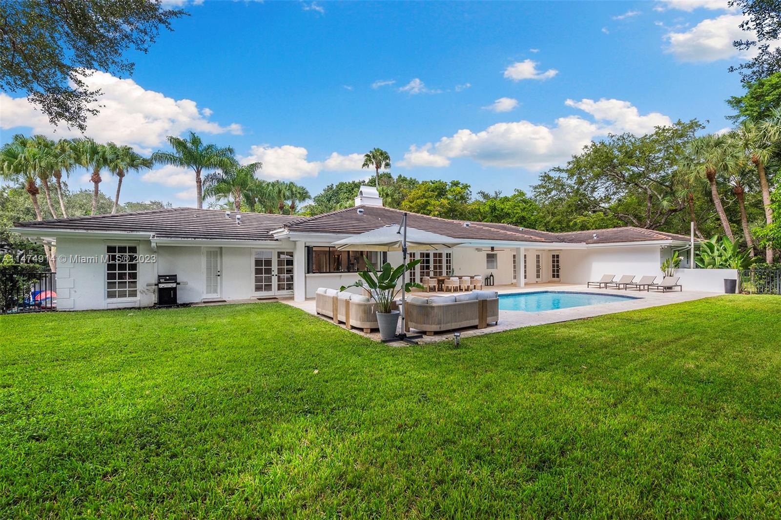 HAMMOCK HEIGHTS - Residential Lease
