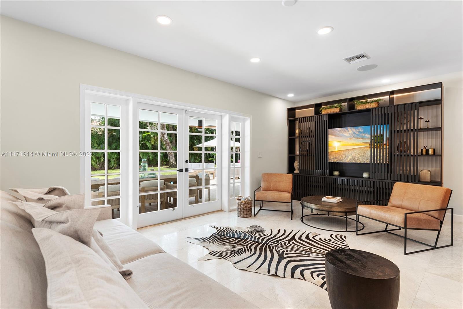 HAMMOCK HEIGHTS - Residential Lease