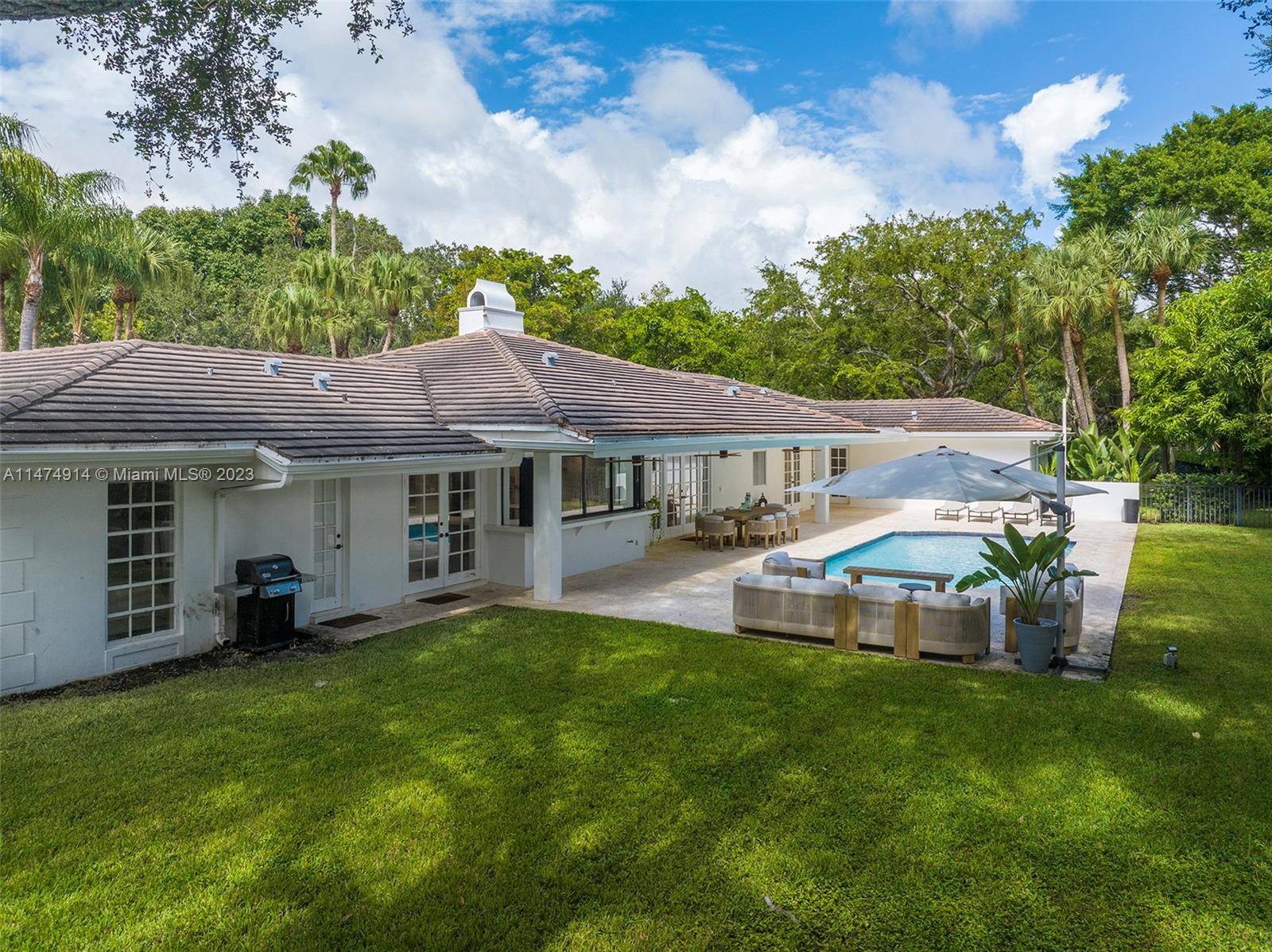HAMMOCK HEIGHTS - Residential Lease