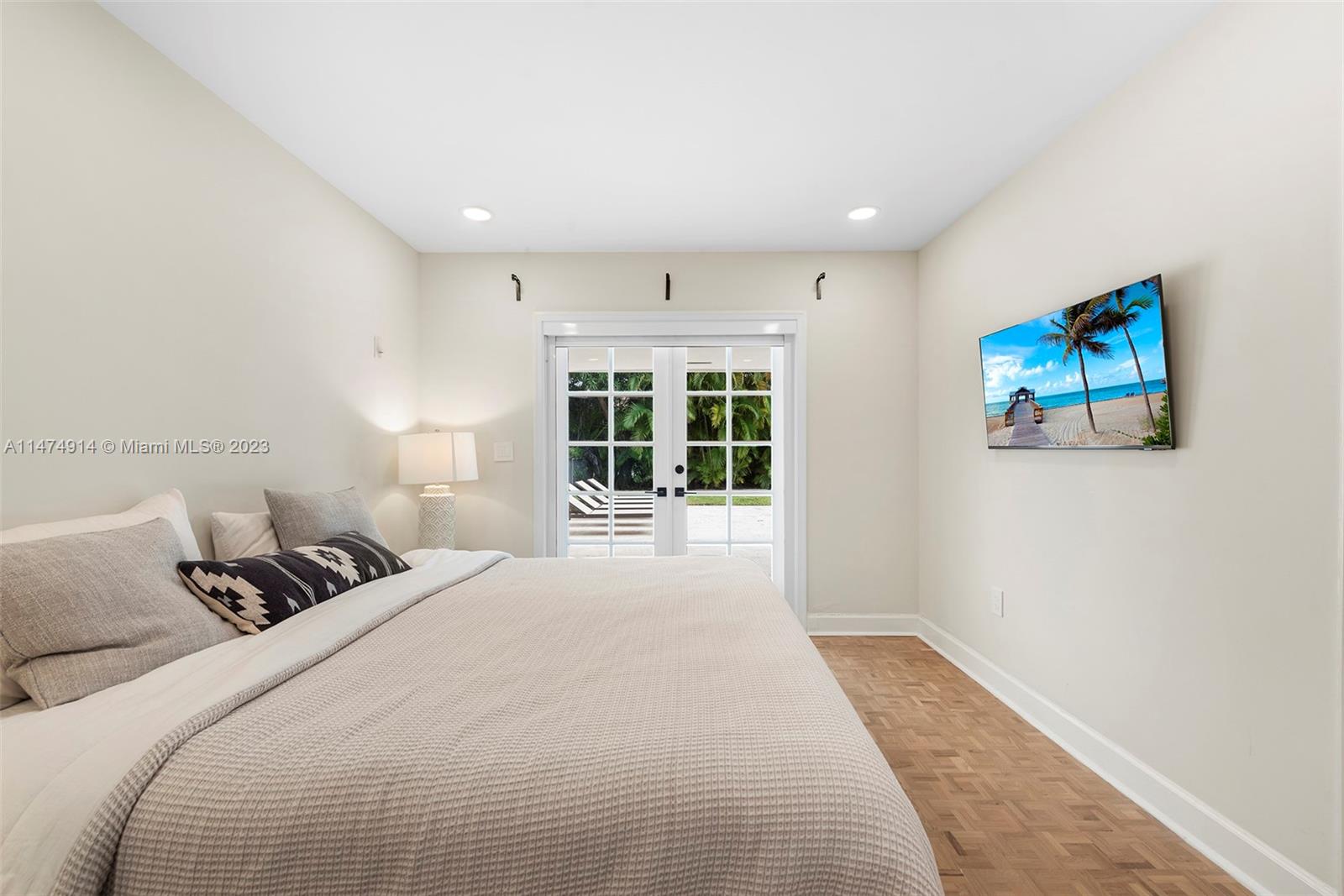 HAMMOCK HEIGHTS - Residential Lease