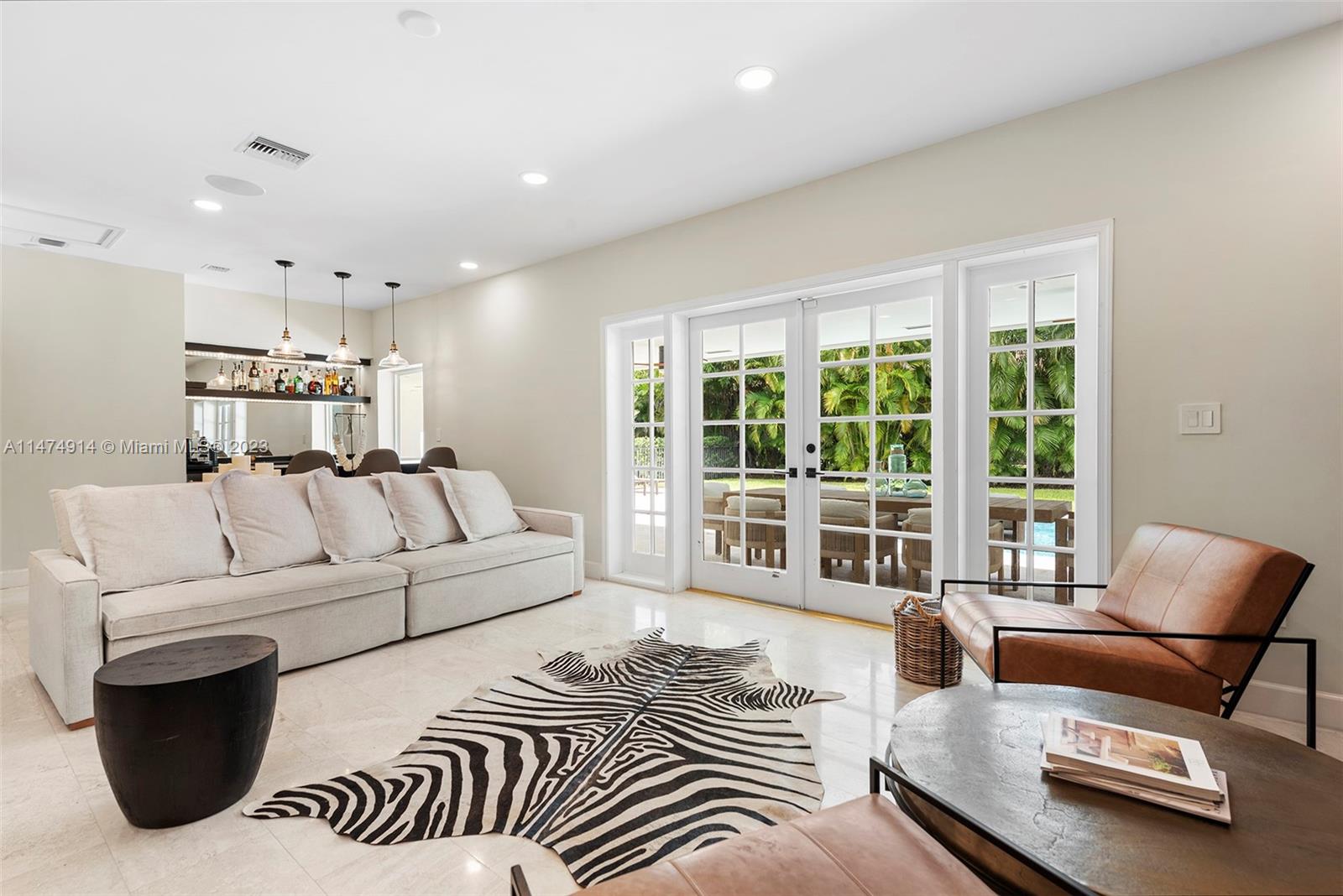 HAMMOCK HEIGHTS - Residential Lease