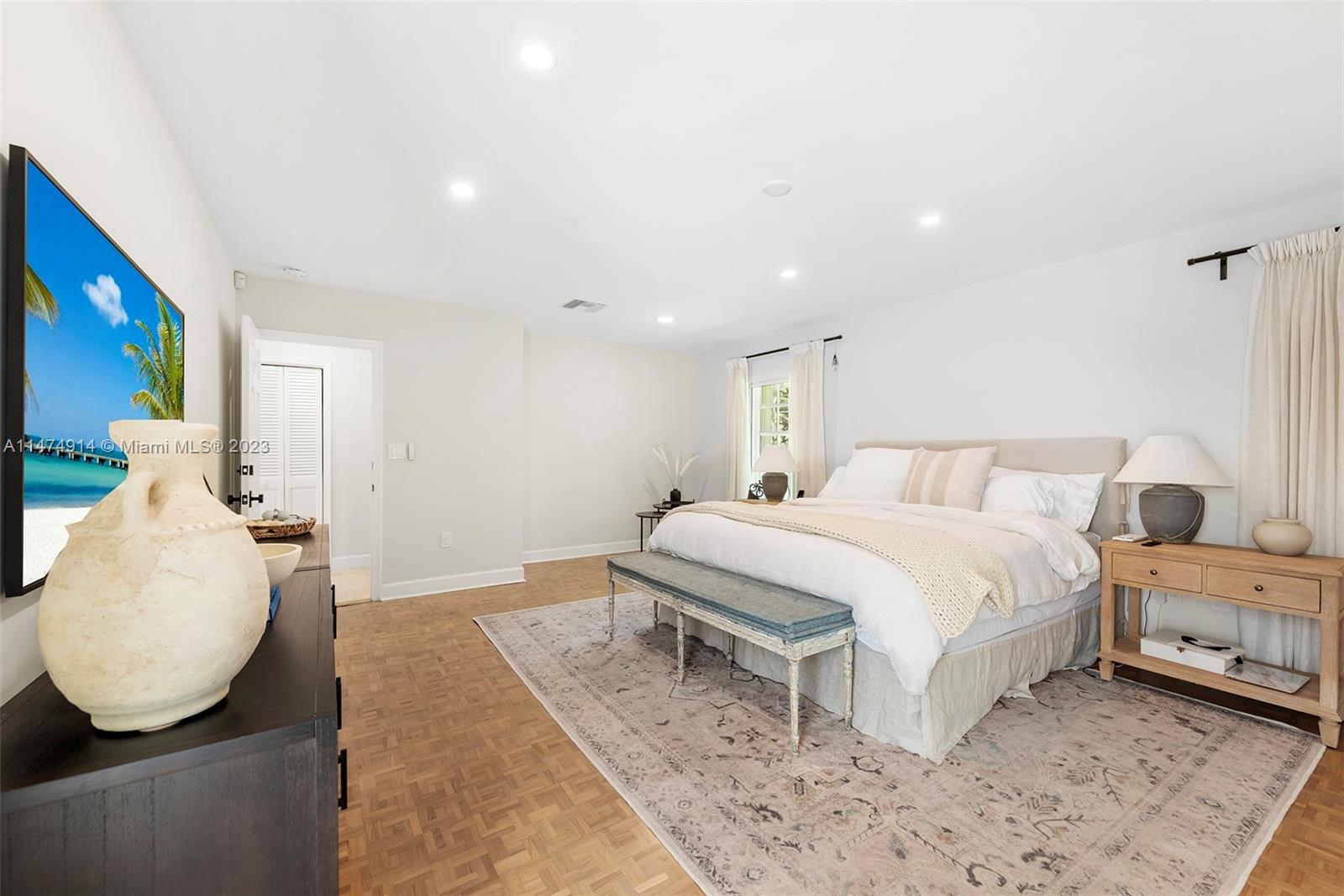 HAMMOCK HEIGHTS - Residential Lease