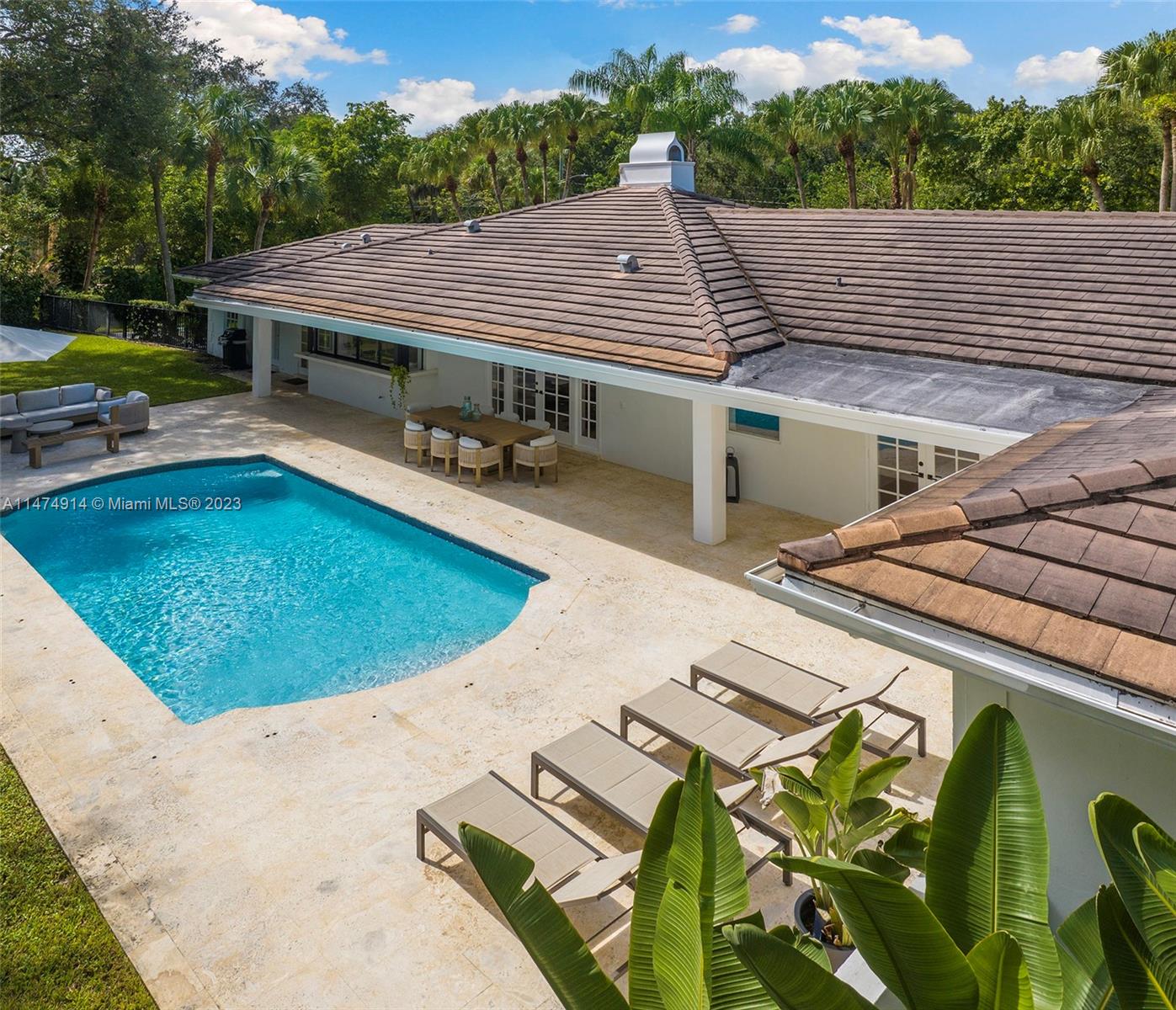 HAMMOCK HEIGHTS - Residential Lease