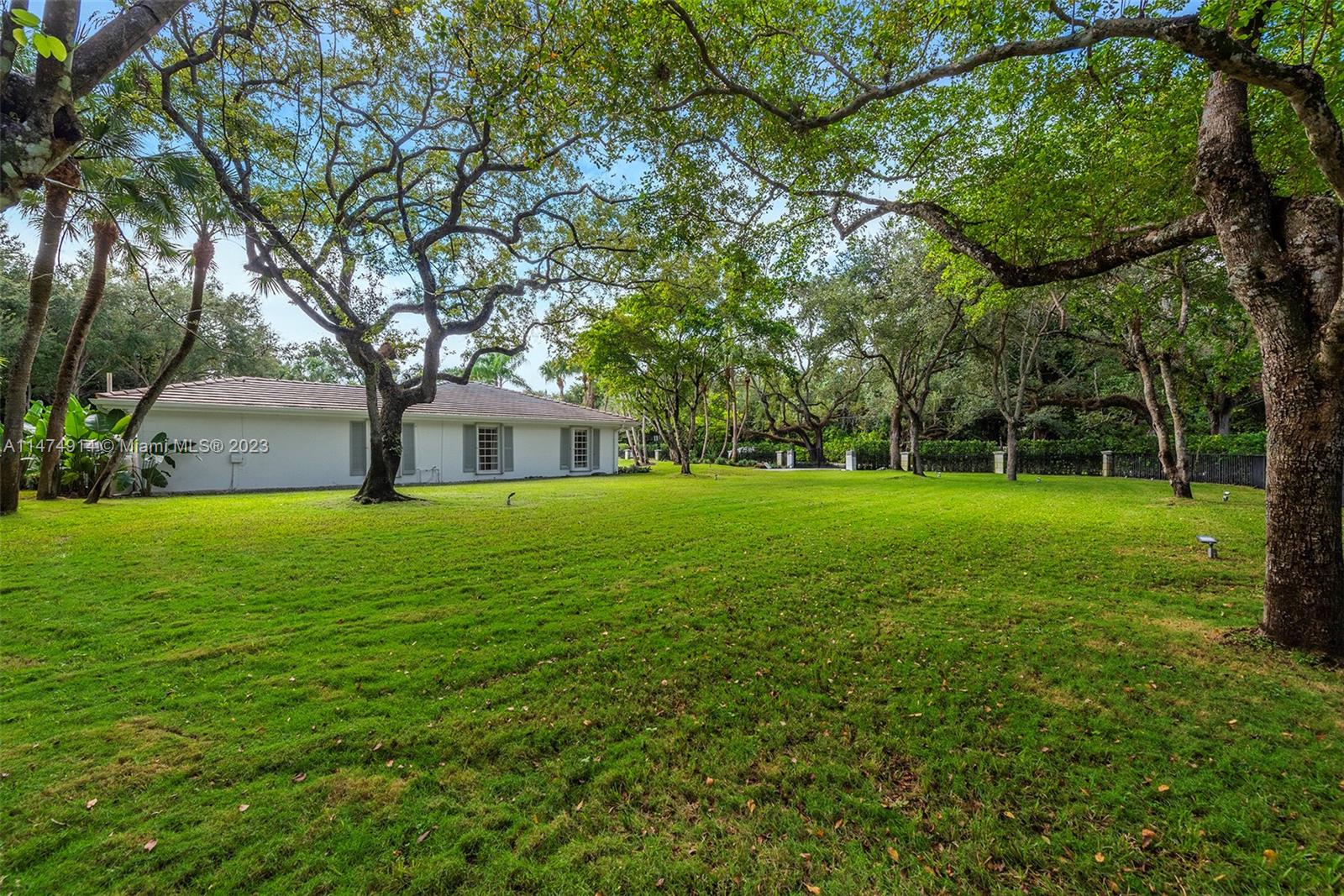 HAMMOCK HEIGHTS - Residential Lease