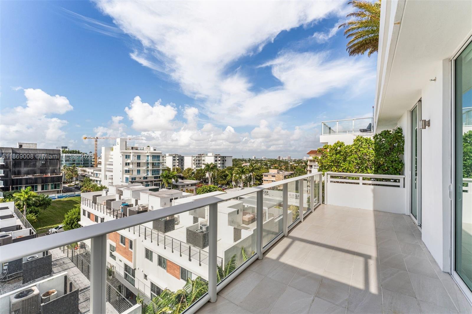 LE JARDIN HOUSE CONDO - Residential