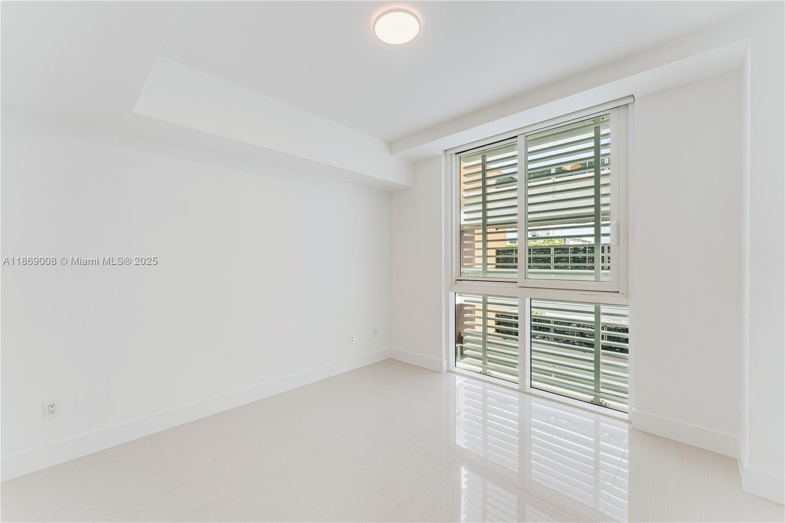 LE JARDIN HOUSE CONDO - Residential