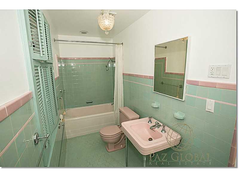 1 53 41   6 53 42 MIAMI S - Residential Lease