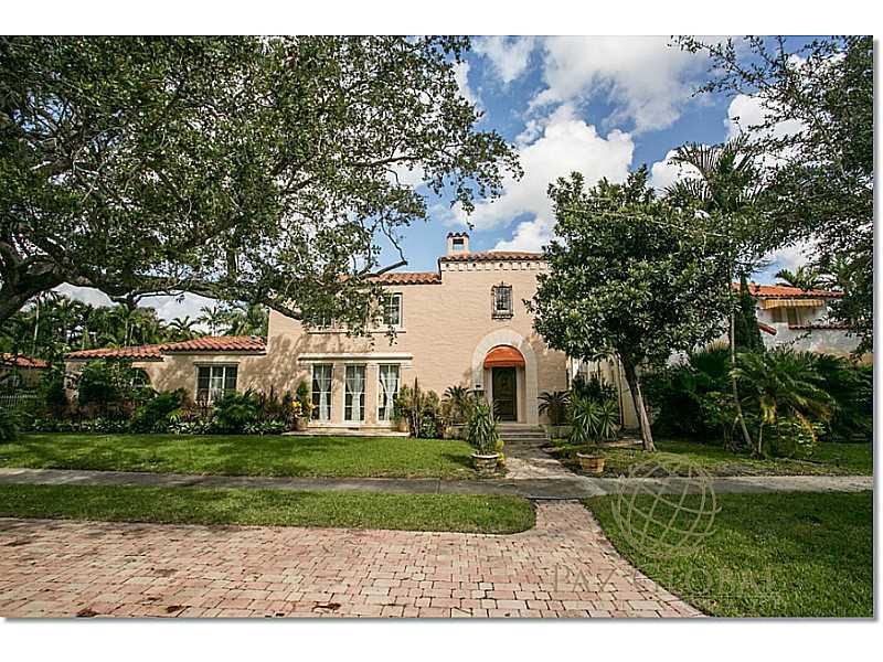1 53 41   6 53 42 MIAMI S - Residential Lease