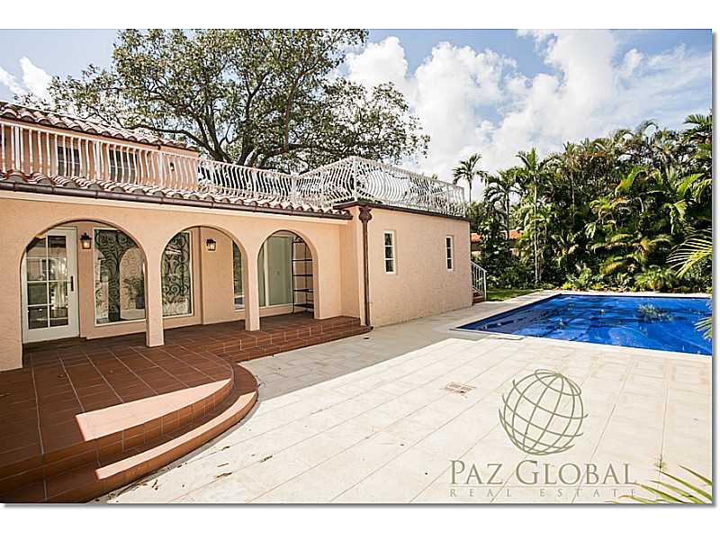 1 53 41   6 53 42 MIAMI S - Residential Lease