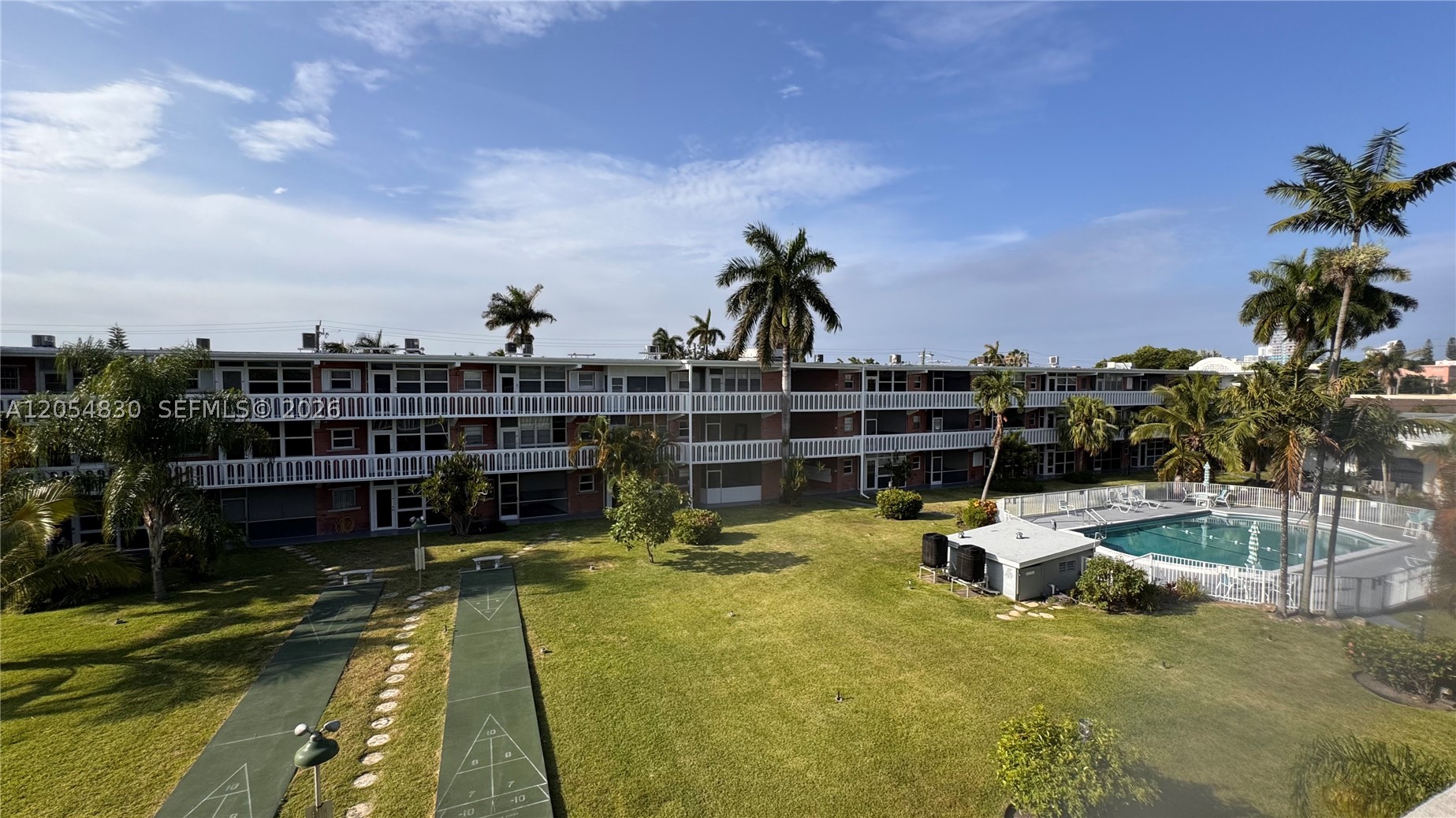 ELDORADO COUNTRY CLUB TOW - Residential