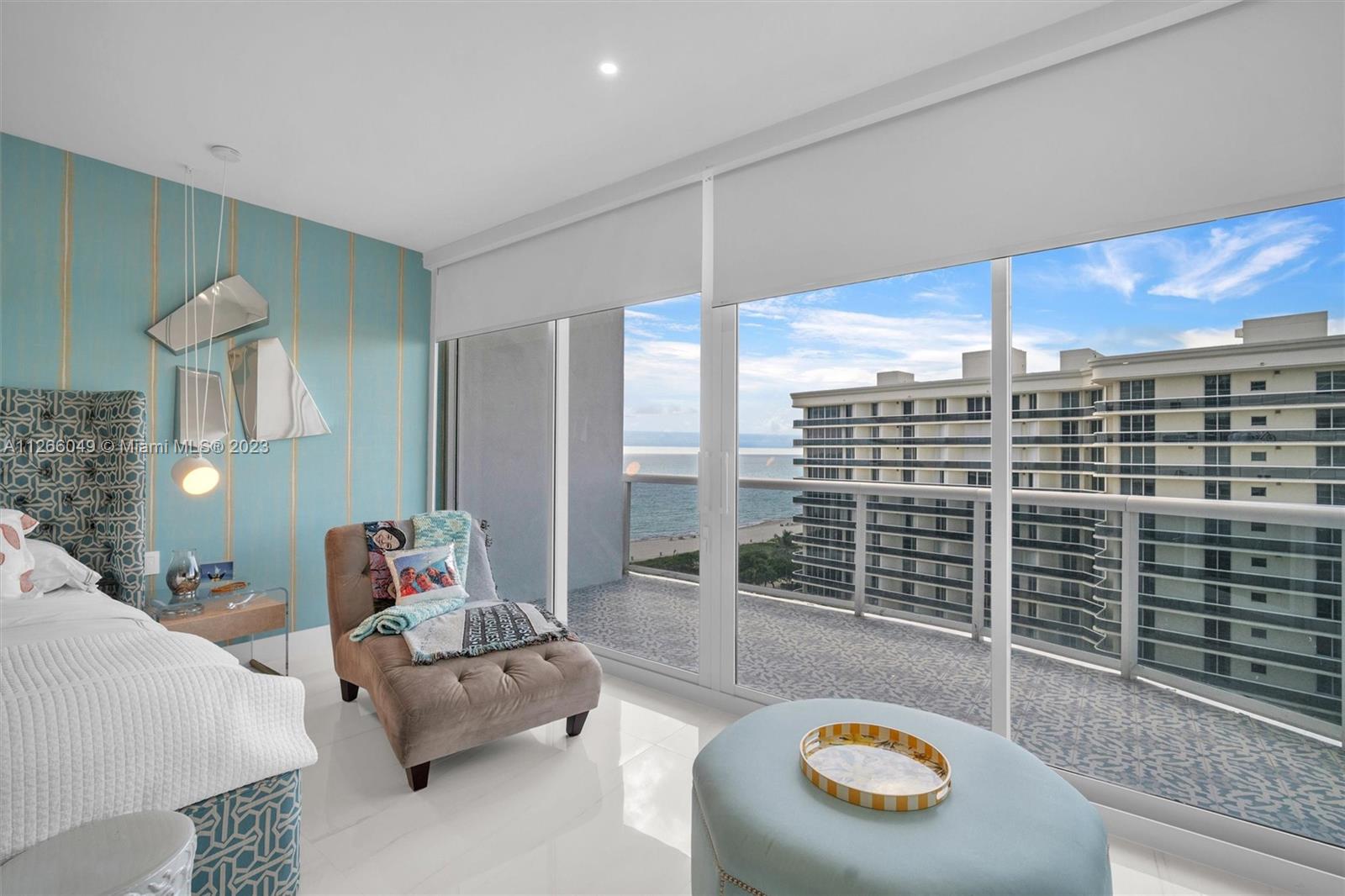 MAJESTIC TOWER - Residential
