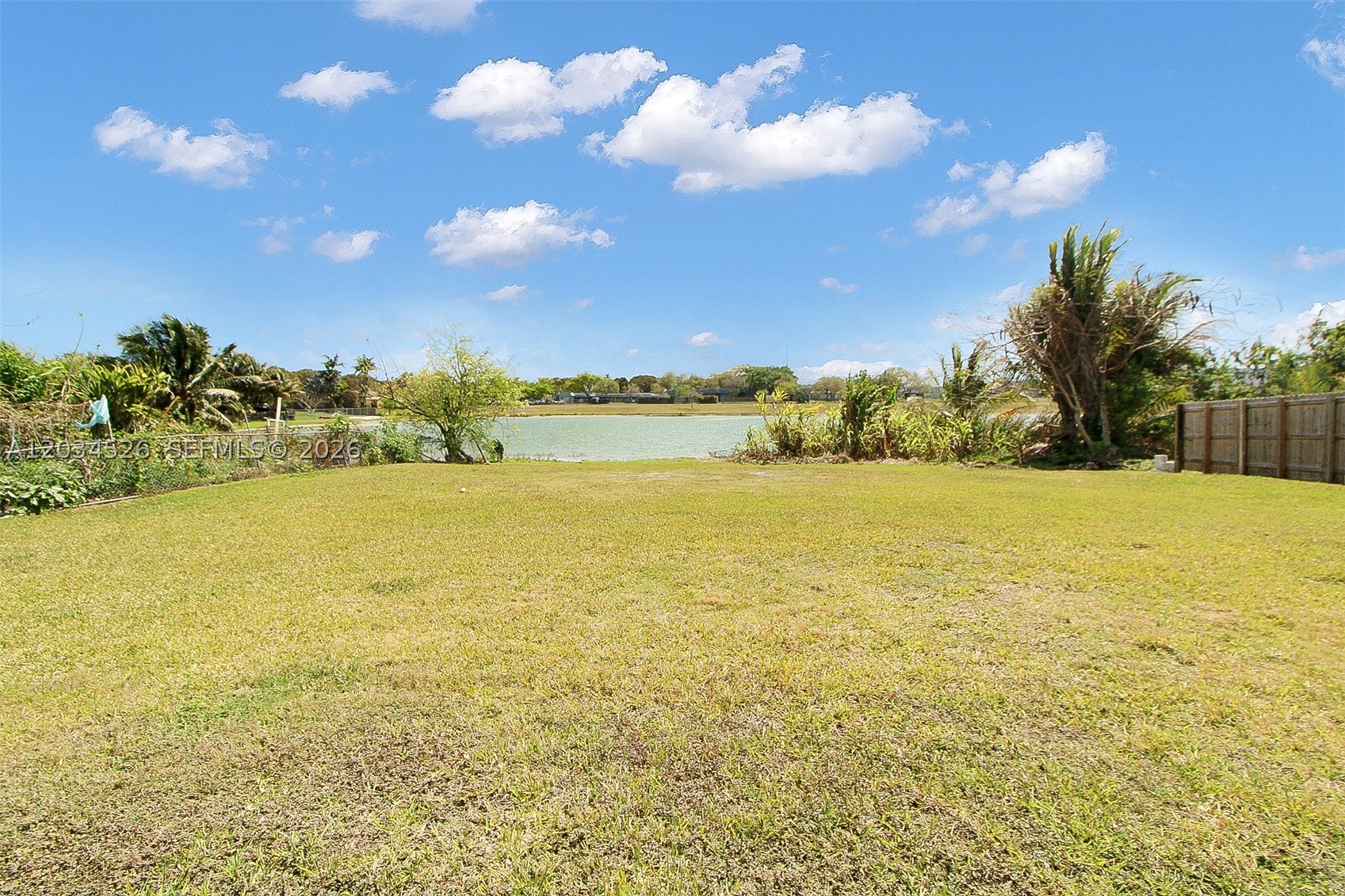 PINE ISLAND LAKE SUB - Residential