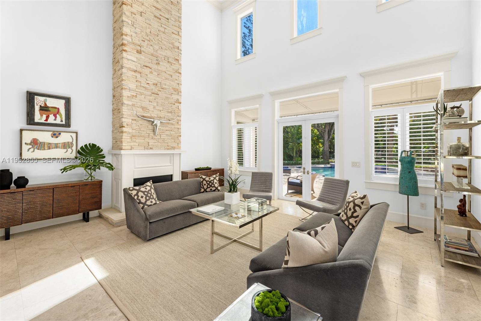 TOWN & COUNTRY ESTATES - Residential