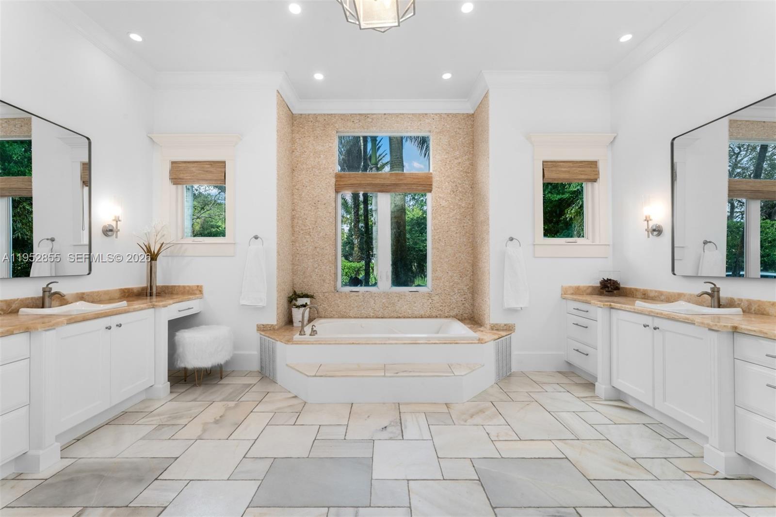 TOWN & COUNTRY ESTATES - Residential