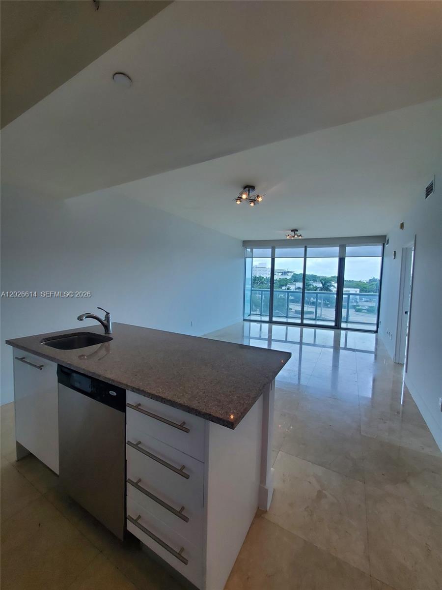 MARINABLUE CONDO - Residential Lease