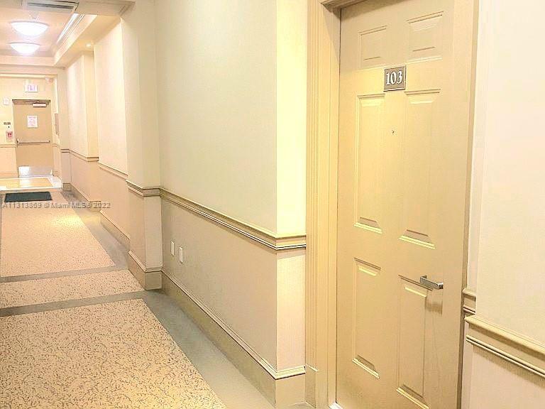 VERANDA CONDO - Residential Lease
