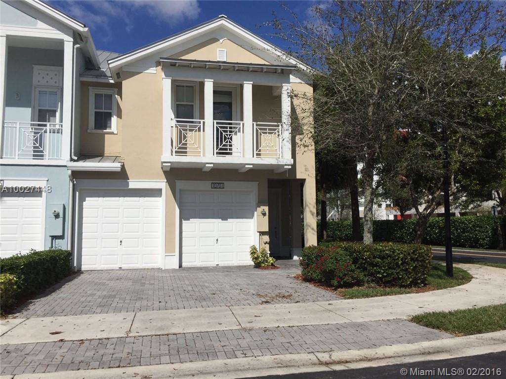 BEST OPPORTUNITY TO RENT IN THE DESIRABLE RESERVE AT DORAL EAST GATED COMMUNITY. BEAUTIFUL 4 BED/3 BATHS COMPLETELY UPGRADED WITH TILE FLOORING AND WOOD FLOORING UPSTAIRS. SPACIOUS LAYOUT WITH OVERSIZE BEDROOM SUITES. READY TO MOVE IN MARCH 22, 2016. EASY TO SHOW.