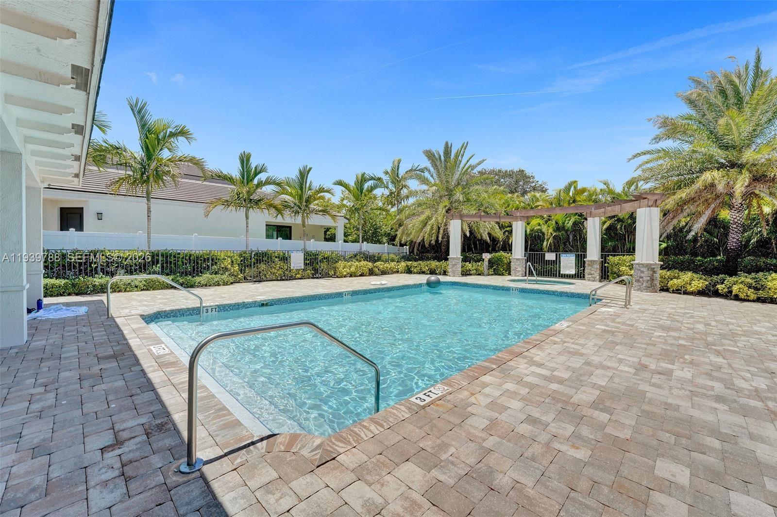 RESIDENCES AT PALM AIRE - Residential