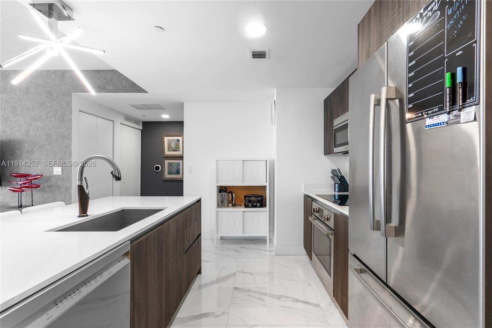 ARIA ON THE BAY CONDO - Residential