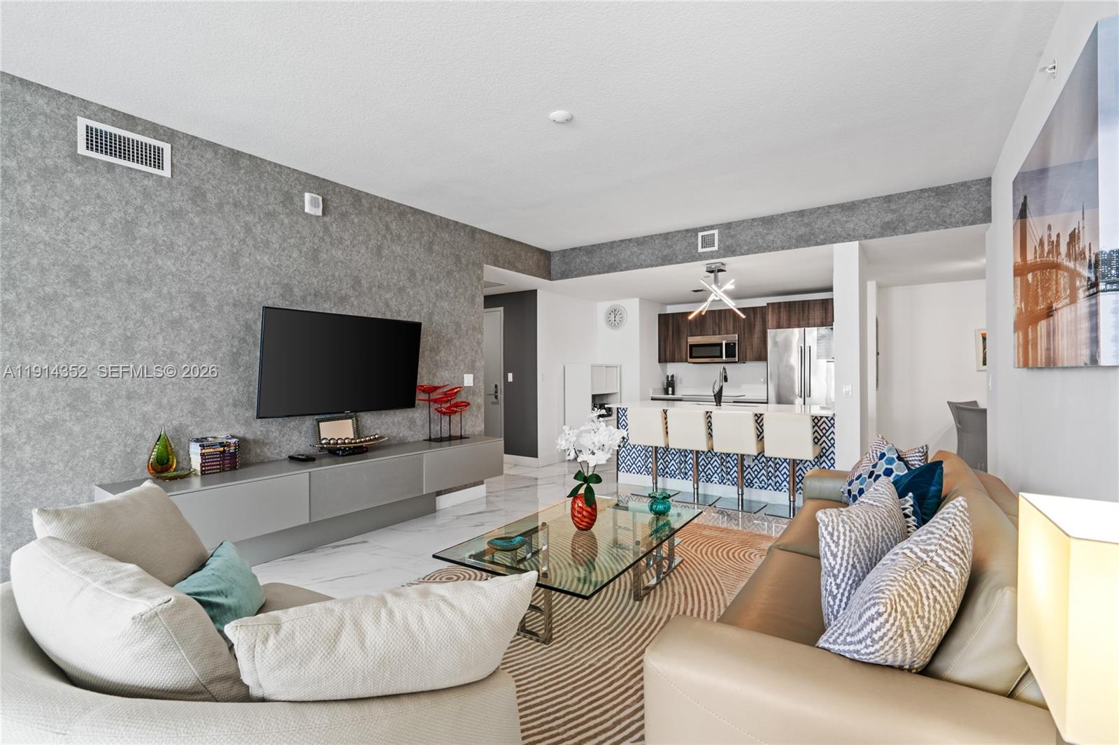 ARIA ON THE BAY CONDO - Residential
