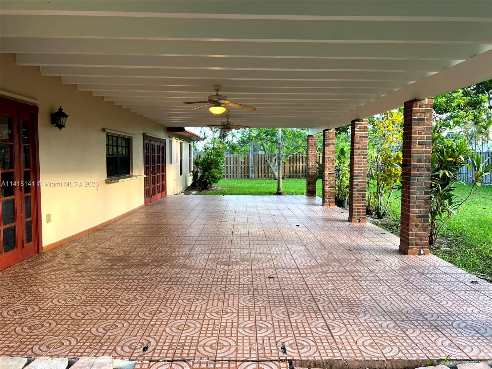 PINE SHORE SEC 3 - Residential