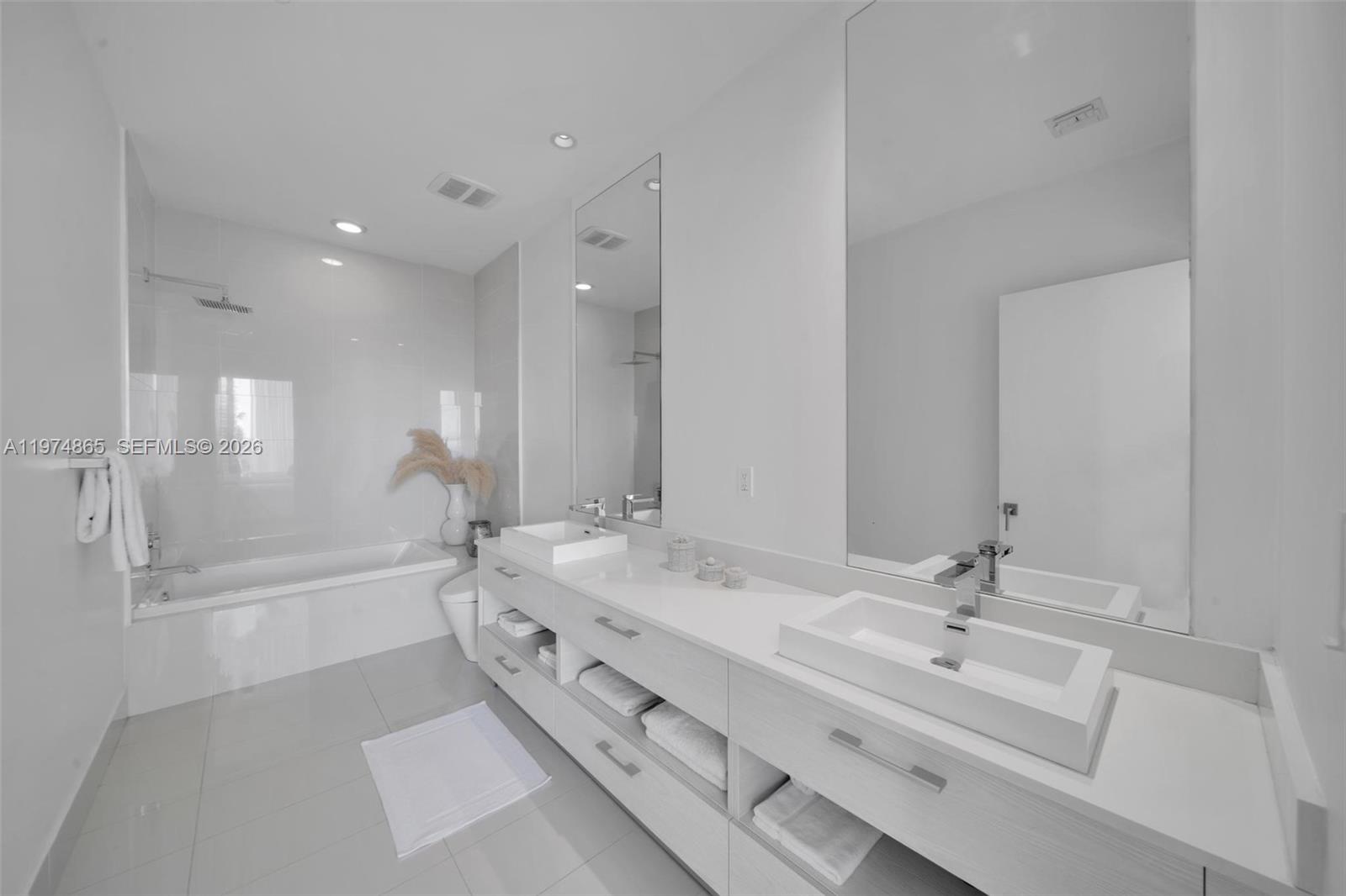 BRICKELL HEIGHTS WEST CON - Residential