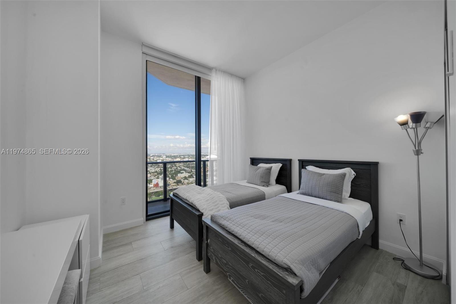 BRICKELL HEIGHTS WEST CON - Residential