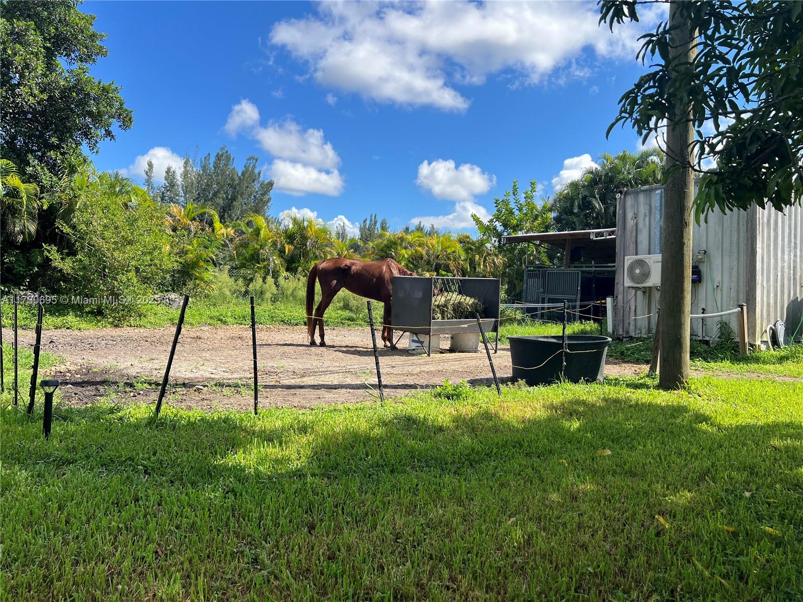 TRAILS OF EL RANCHO ACRES - Land