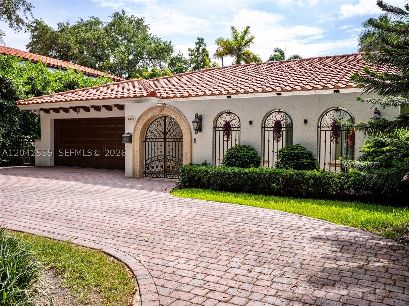 CORAL GABLES RIV SEC PT 1 - Residential Lease