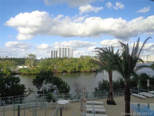 THE HARBOUR SOUTH CONDO - Residential