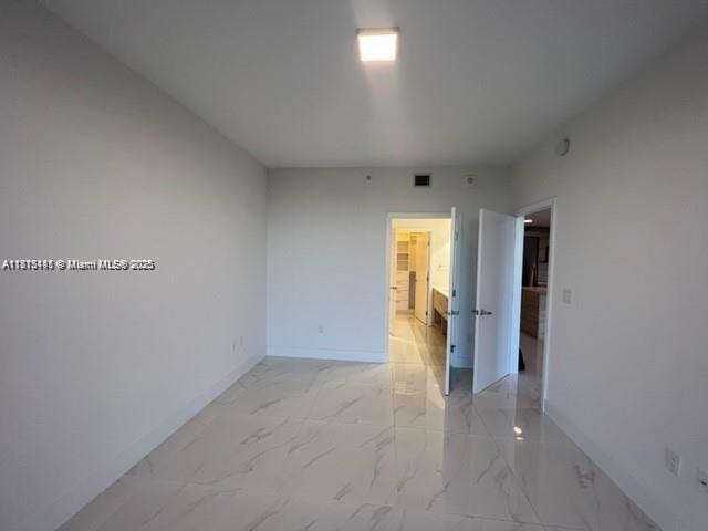 THE HARBOUR SOUTH CONDO - Residential