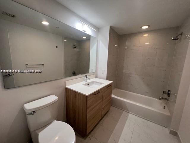THE HARBOUR SOUTH CONDO - Residential