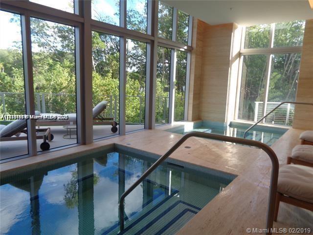 THE HARBOUR SOUTH CONDO - Residential