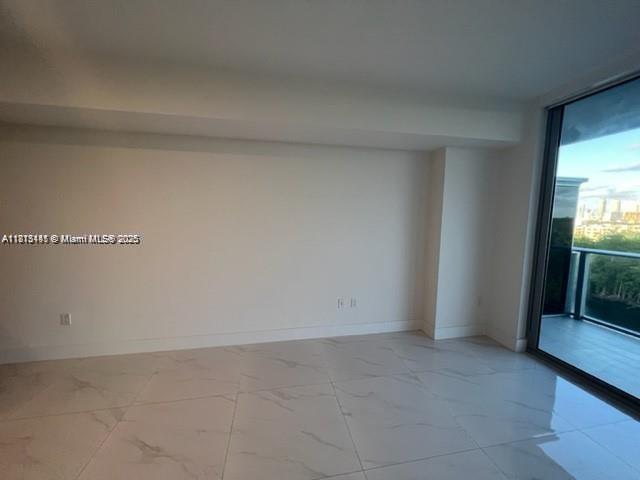 THE HARBOUR SOUTH CONDO - Residential