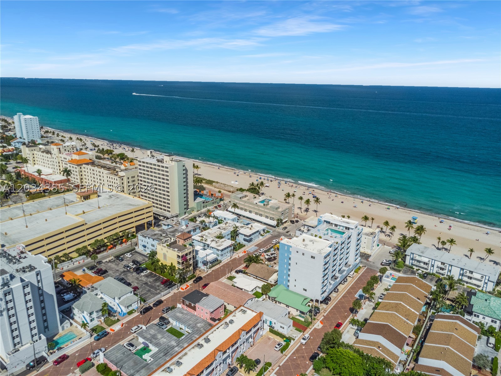 HOLLYWOOD BEACH - Land