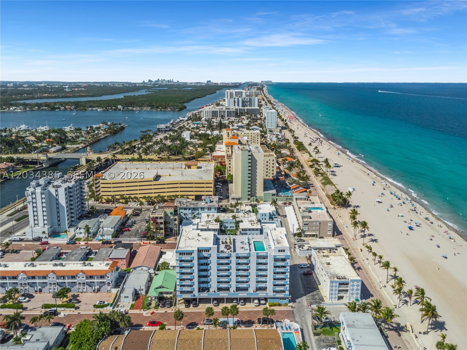 HOLLYWOOD BEACH - Land