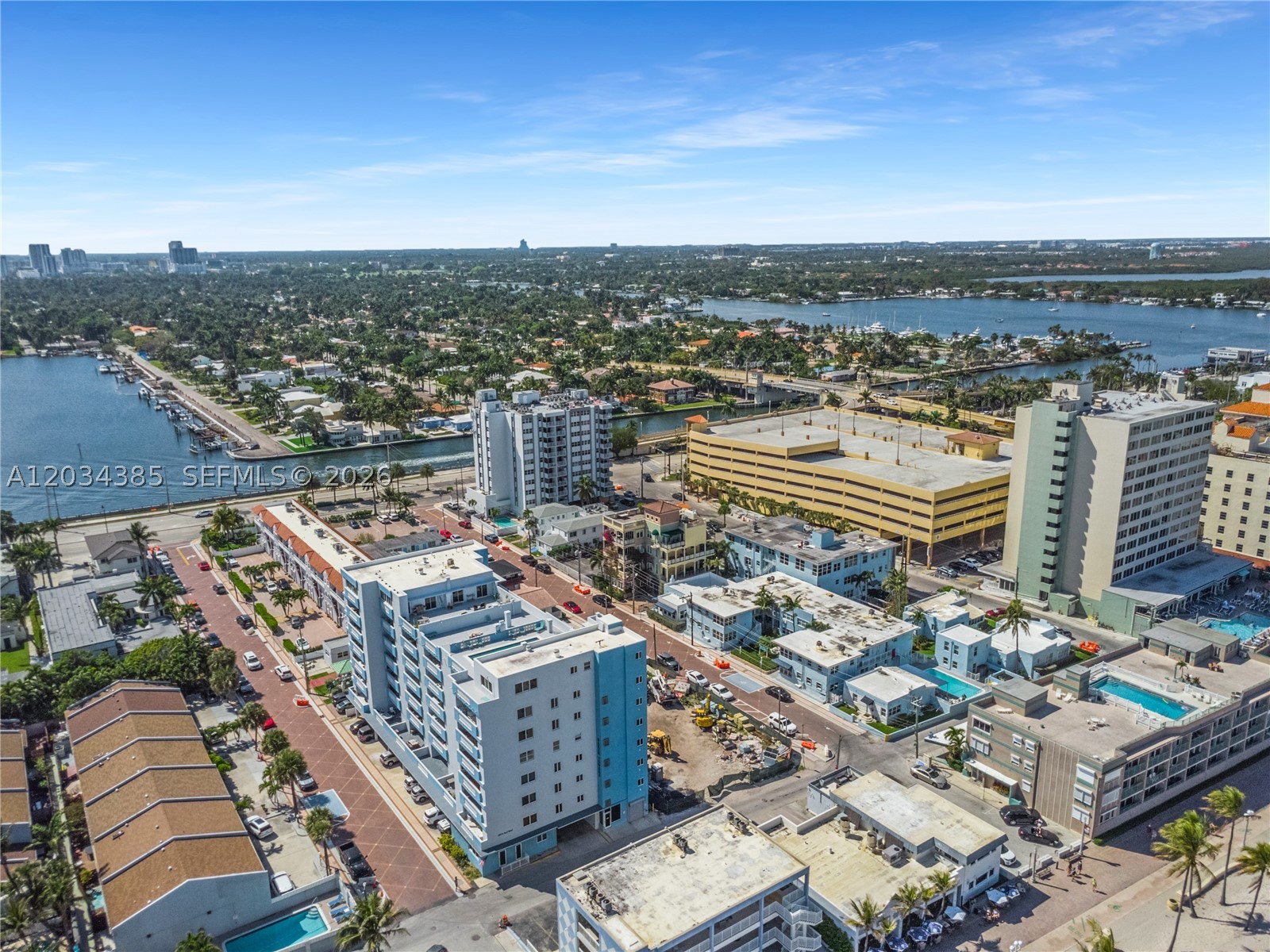 HOLLYWOOD BEACH - Land
