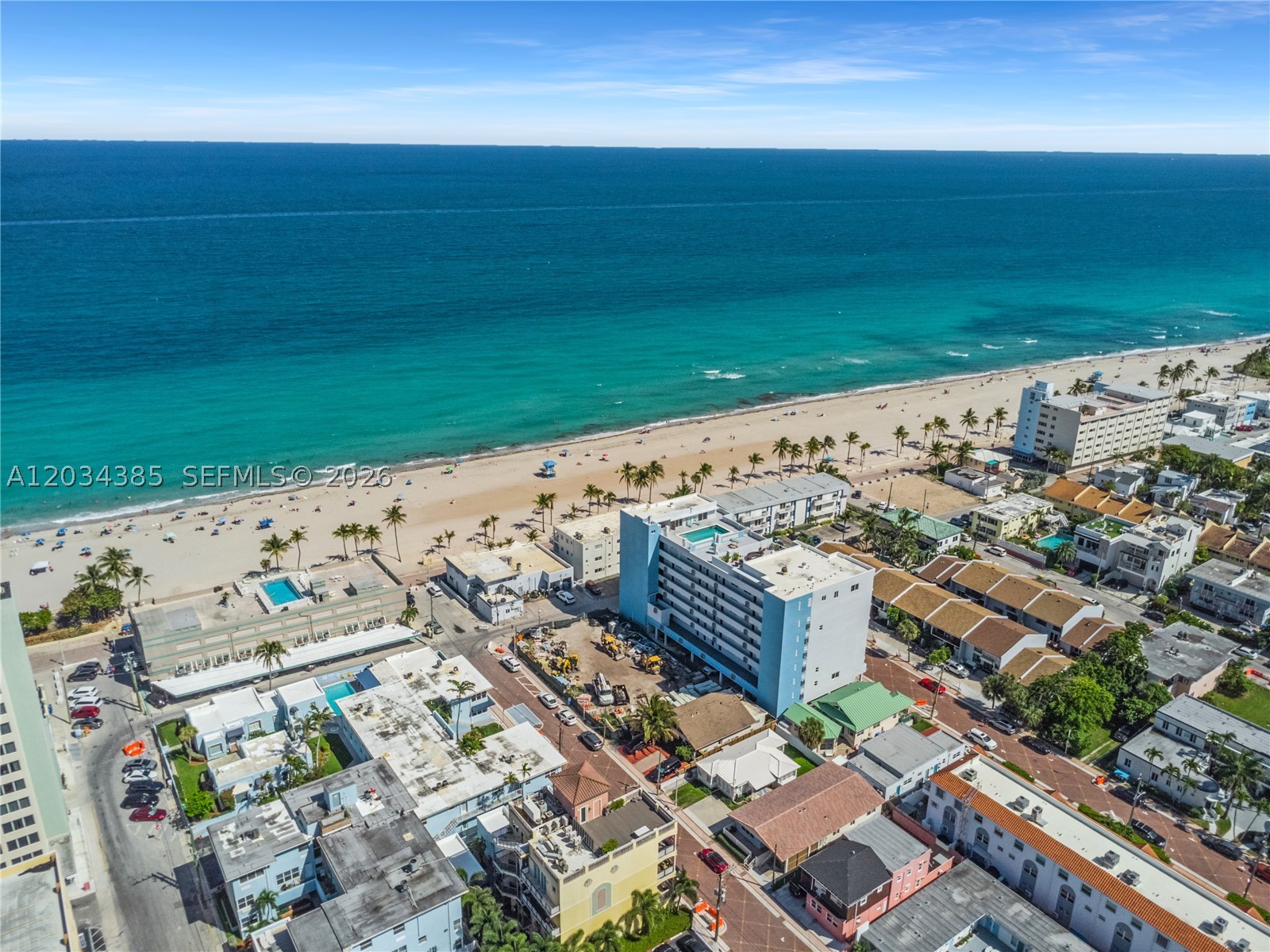 HOLLYWOOD BEACH - Land